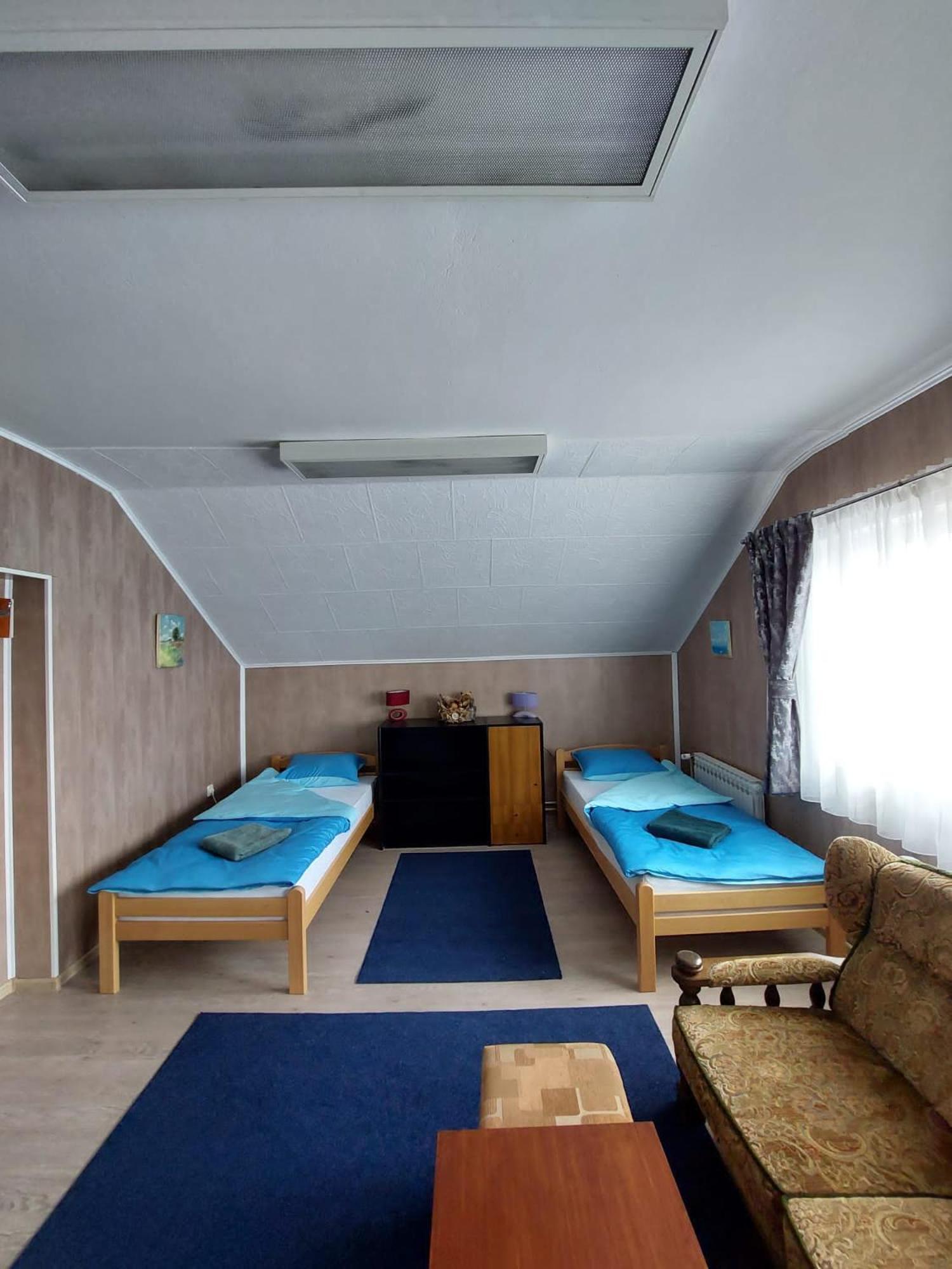 Hostel Suzzzy Novska Exterior photo